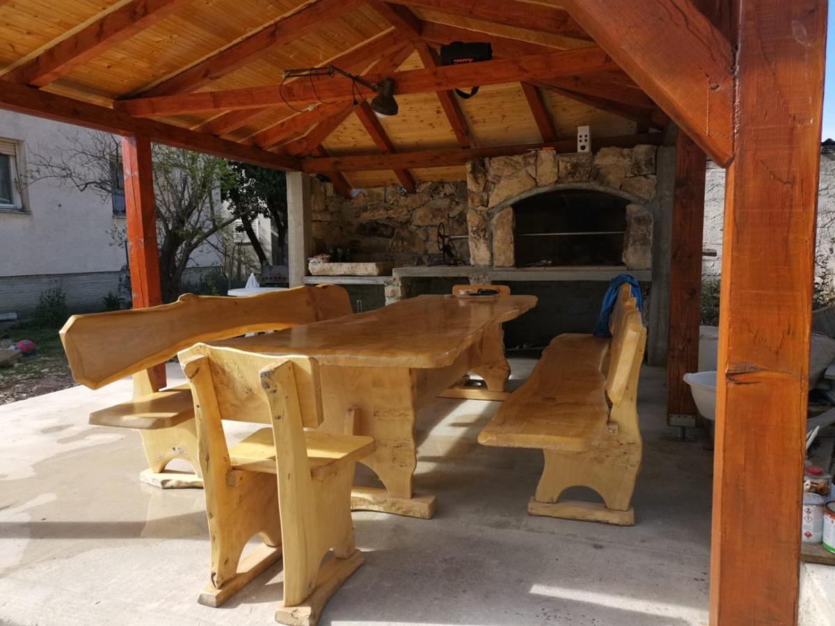 Apartmani Nea Biograd Na Moru Luaran gambar