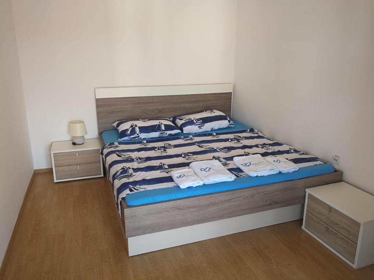 Apartmani Nea Biograd Na Moru Luaran gambar