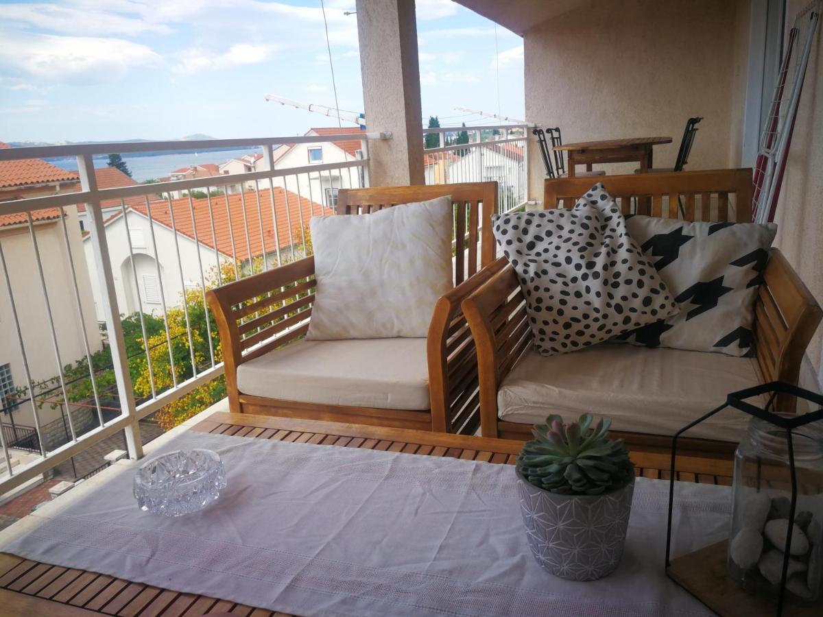 Apartmani Nea Biograd Na Moru Luaran gambar