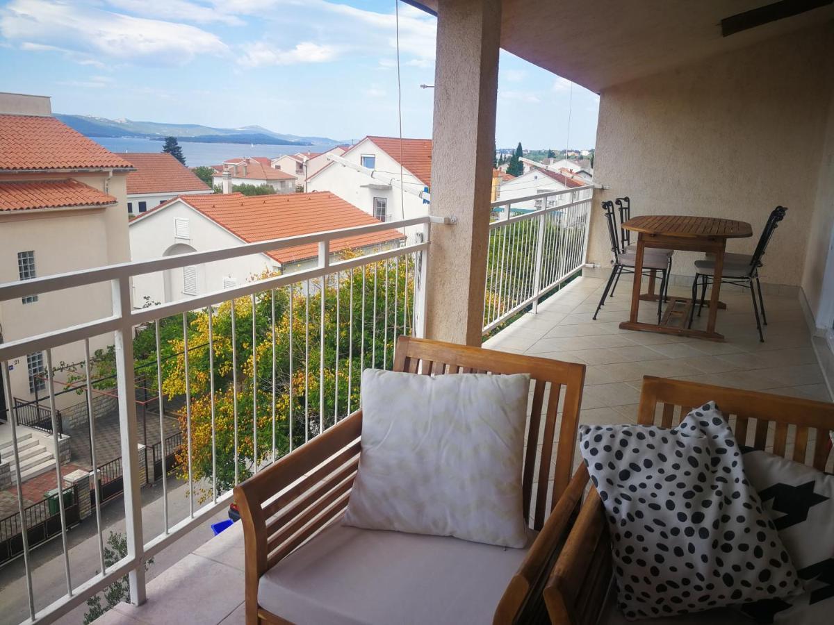 Apartmani Nea Biograd Na Moru Luaran gambar